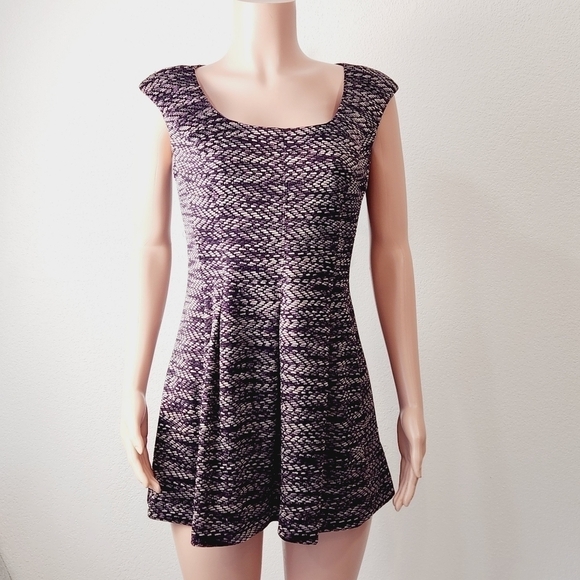 Nine West Purple Zag Wave Design Cap Sleeved Micro Dress Sz 8 - Picture 1 of 11